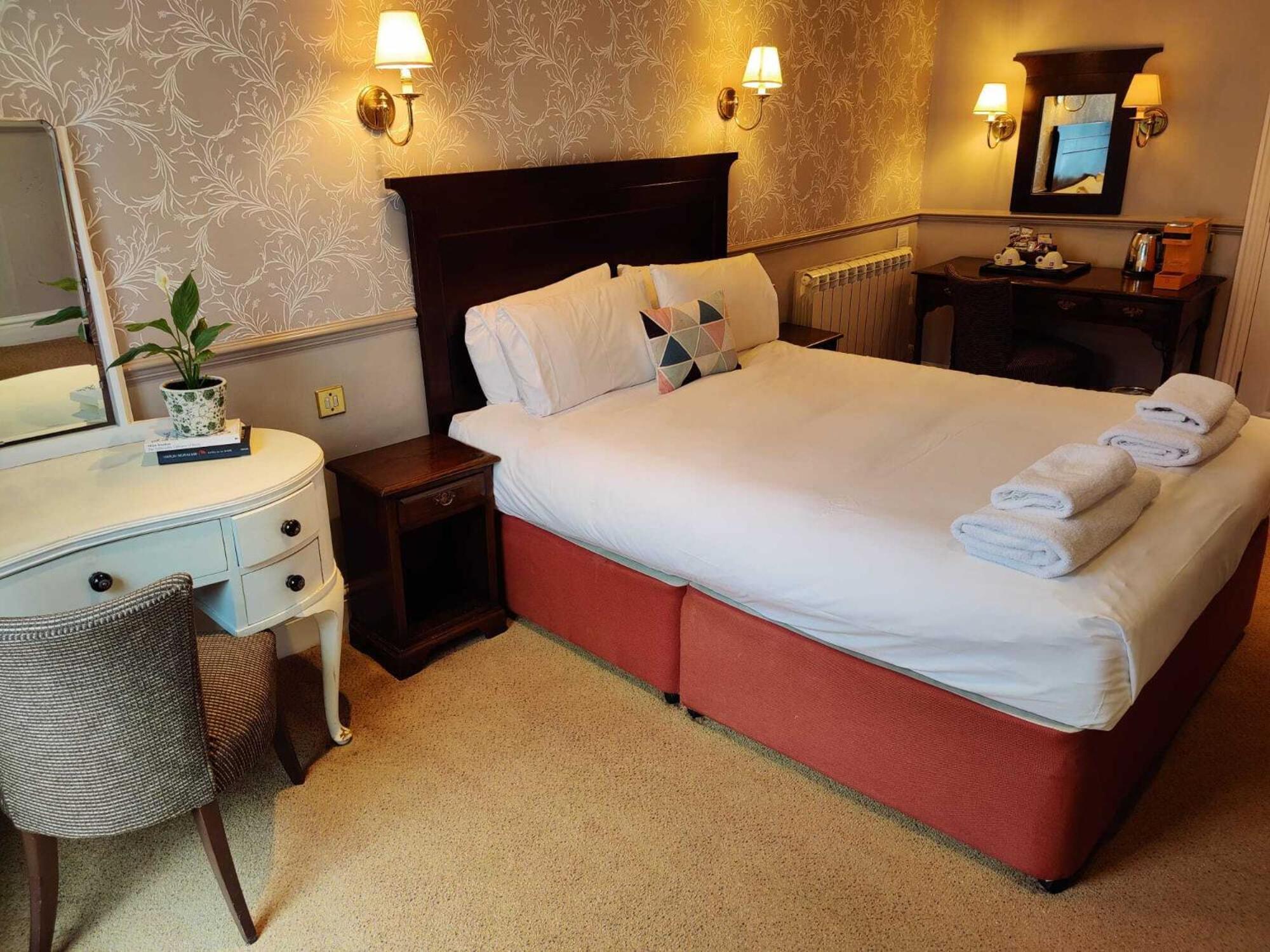 The Crown Hotel Framlingham Cameră foto